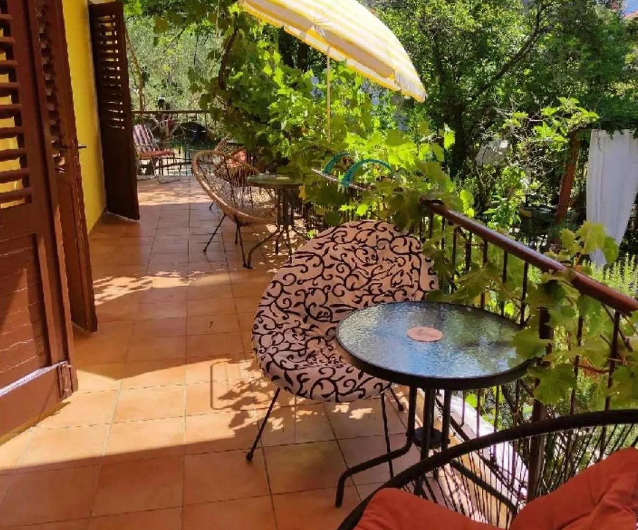 Apartments By The Sea Banjol, Rab - 22777 Rab Town